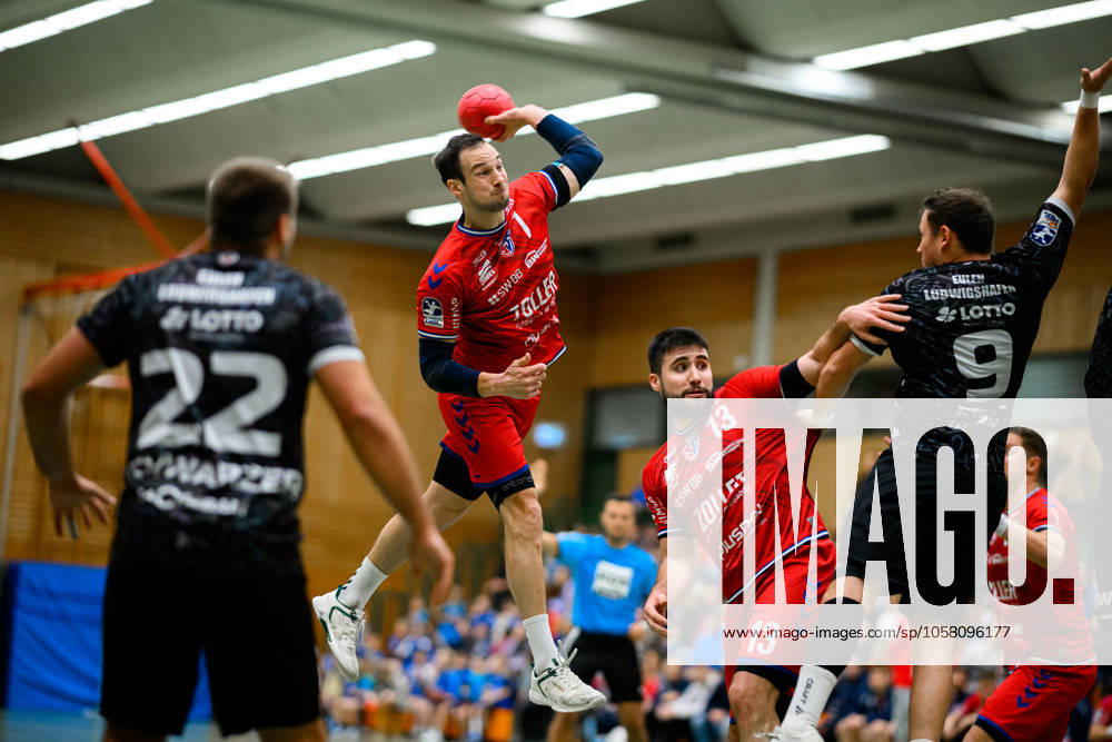 Münchingen HBL Test Match 24 25 SG BBM Bietigheim Eulen Ludwigshafen Dominik Claus SG BBM Bietigheim , Juan de la Pena Bietigheim , Marc Robin Eisel Eulen Münchingen Sporthalle Baden Württemberg Germany