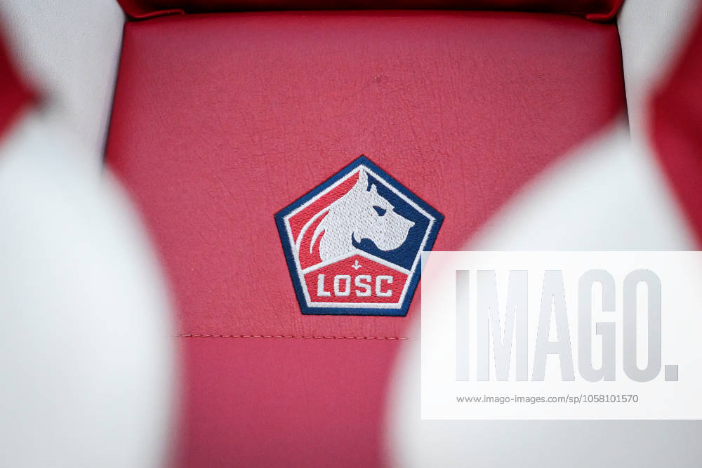 Villeneuve-D ascq, France, France: Illustration of the official logo of Lille during the Ligue 1 match between Lille OSC (LOSC) and Toulouse FC at Pierre Mauroy Stadium on October 05, 2024 in Villeneuve-d Ascq near Lille, France. Villeneuve-D ascq France - ZUMAm308 20241005_zsp_m308_029