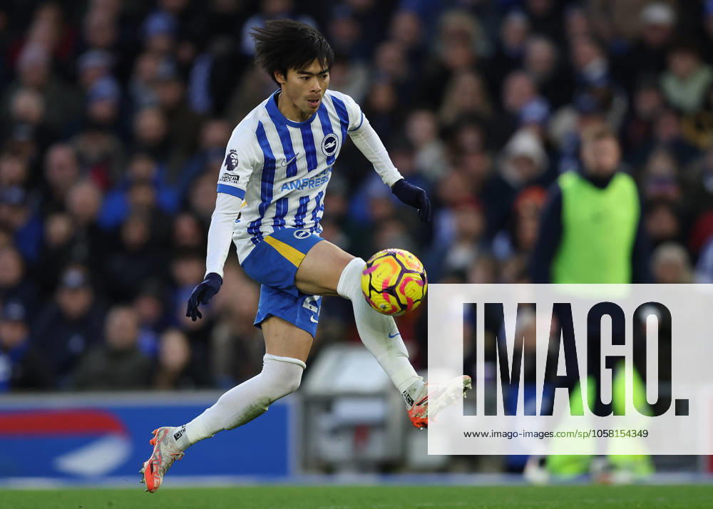 Brighton and Hove, England, 25th January 2025. Kaoru Mitoma of Brighton and Hove Albion during the Premier League match at the AMEX Stadium, Brighton and Hove. Picture credit should read: Paul Terry Sportimage . SPI_093_PT_Brighton_Everton SPI-3630-0093