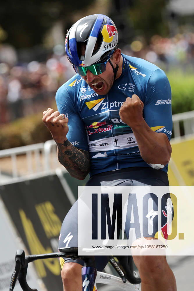 CYCLING TOUR DOWN UNDER, Sam Welsford (AUS) from team Red Bull-Bora-Hansgrohe celebrates winning the Santos Tour Down Under stage six in Adelaide, Sunday, January 26, 2025. ( NO ARCHIVING, , NO USE IN BOOKS WITHOUT CONSENT ADELAIDE SOUTH AUSTRALIA AUSTRALIA