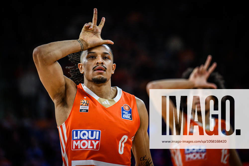 Neu Ulm, Germany, 25 01 25 Nelson Weidemann ratiopharm ulm and Noa Essengue ratiopharm ulm gestures during the Basketball Bundesliga match between ratiopharm ulm vs Telekom Baskets Bonn at the ratiopharm Arena on January 25, 2025 in Neu Ulm, Germany Photo by Harry Langer DeFodi Images ratiopharm Arena, Germany, 25 01 25 Nelson Weidemann ratiopharm ulm and Noa Essengue ratiopharm ulm gestures during the Basketball Bundesliga match between ratiopharm ulm vs Telekom Baskets Bonn at Neu Ulm on January 25, 2025 in ratiopharm Arena, Germany Photo by Harry Langer DeFodi Images Photo by Harry Langer DeFodi Images Defodi 541 ULMBON20250125 169 Defodi-541