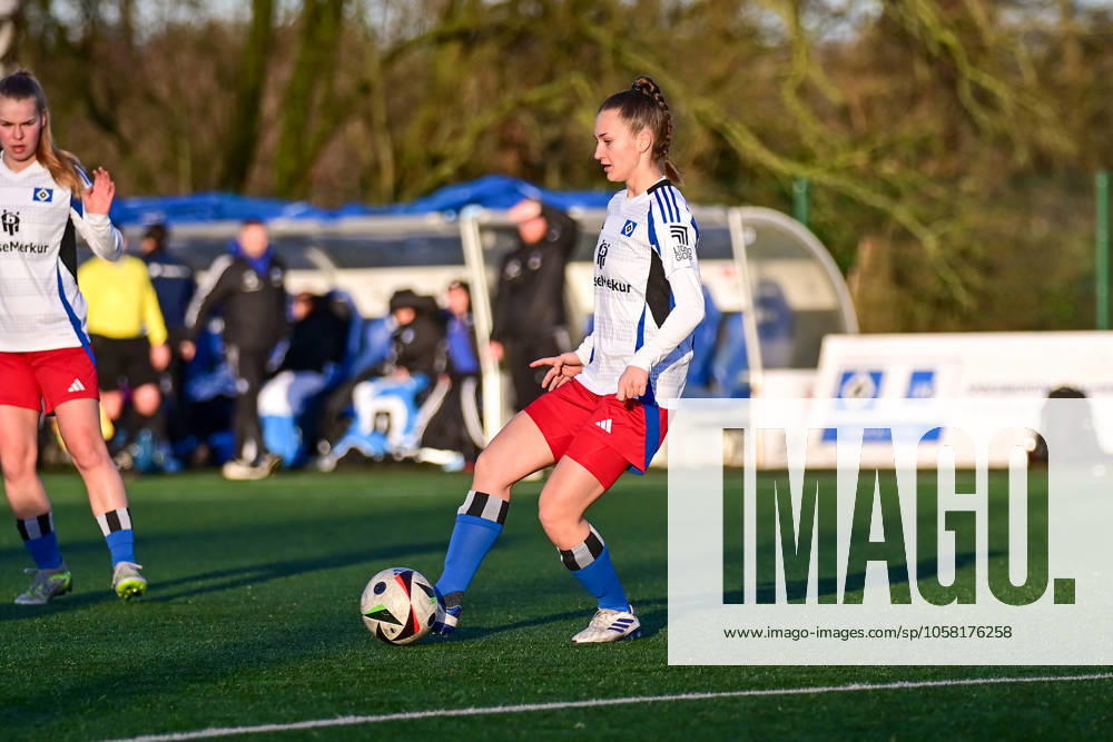 Soccer I Women I Season 2024 2025 I Test match I Hamburger SV Kolding IF I 25 01 2025 Close-up, single photo, cropped, portrait, portrait, single photo, single photo, body Emilia Angelika Hirche 20, Hamburger SV