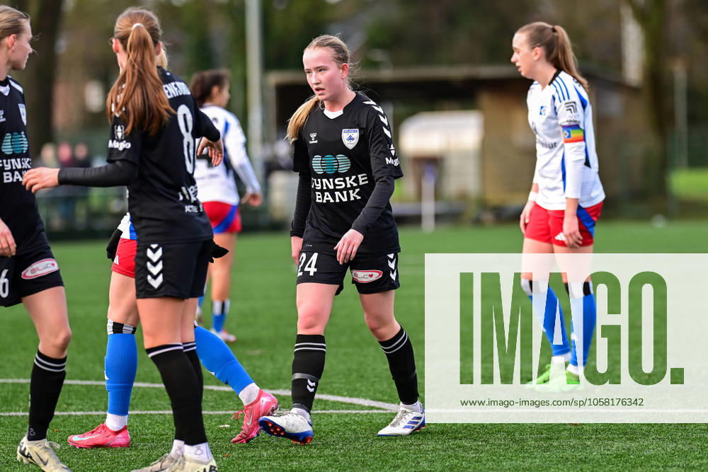 Soccer I Women I 2024 2025 season I Test match I Hamburger SV Kolding IF I 25 01 2025 In the center of the picture goal scorer Laerke Friis 24, Kolding IF in her own penalty area