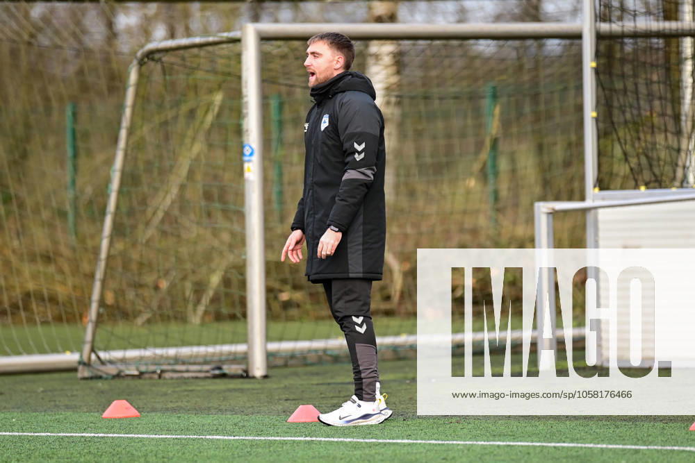Soccer I Women I 2024 2025 season I Test match I Hamburger SV Kolding IF I 25 01 2025 Coach Lasse Skovhoj Kolding IF gives instructions on the touchline