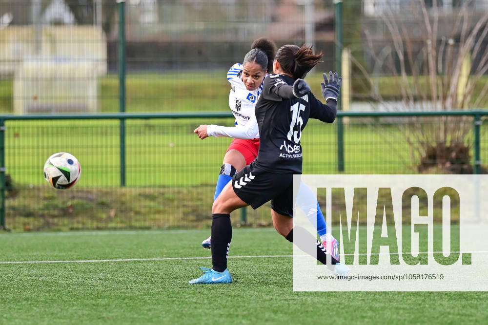 Soccer I Women I 2024 2025 season I Test match I Hamburger SV Kolding IF I 25 01 2025 Sibel Agirman 2, Hamburger SV scores her first goal of the match with this shot, Sofie Tranholm 15, Kolding IF can no longer intervene