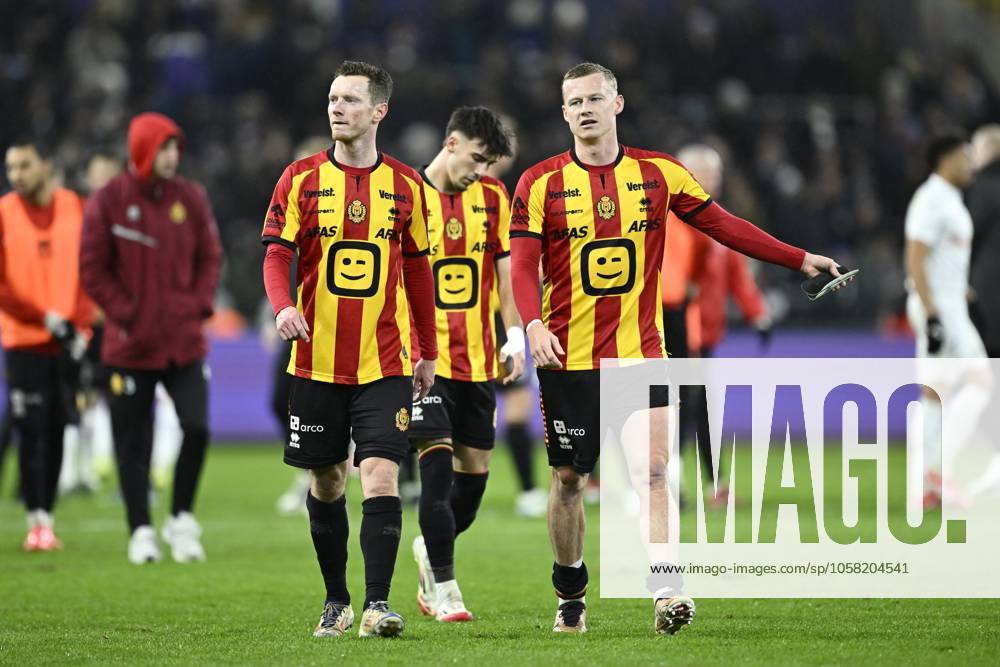 RSC Anderlecht v KV Mechelen - Jupiler Pro League ANDERLECHT, BELGIUM - JANUARY 26 : Schoofs Rob midfielder of KV Mechelen and Storm Nikola forward of KV Mechelen leaving the pitch disappointed after the defeat during the Jupiler Pro League match between RSC Anderlecht and KV Mechelen on January 26, 2025 in Anderlecht, Belgium, 26 01 2025 Anderlecht Belgium
