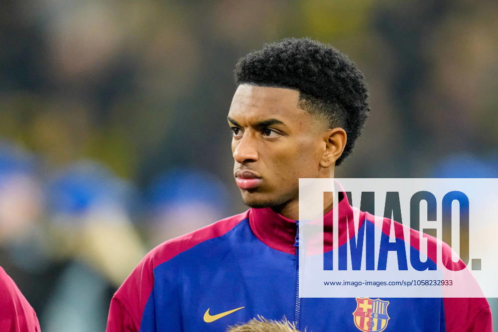 Alejandro Balde FC Barcelona looks on during the UEFA Champions League 2024 25 League Phase MD6 match between Borussia Dortmund and FC Barcelona at Signal Iduna Park on December 11, 2024 in Dortmund, Germany Photo by Alex Gottschalk DeFodi Images Defodi 001 ar20241211 1328789 Defodi-001