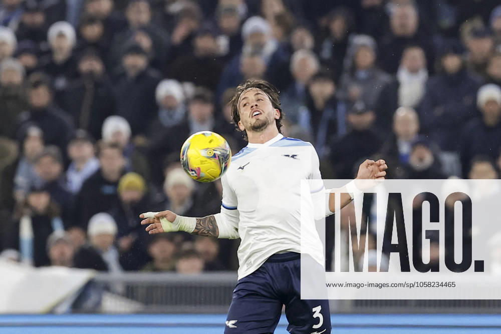CALCIO - Serie A - SS Lazio vs ACF Fiorentina Lazio s Italian defender Luca Pellegrini controls the ball during the Serie A football match SS Lazio vs Fiorentina at Olimpico Stadium on January 26, 2025, in Rome. Rome Italy