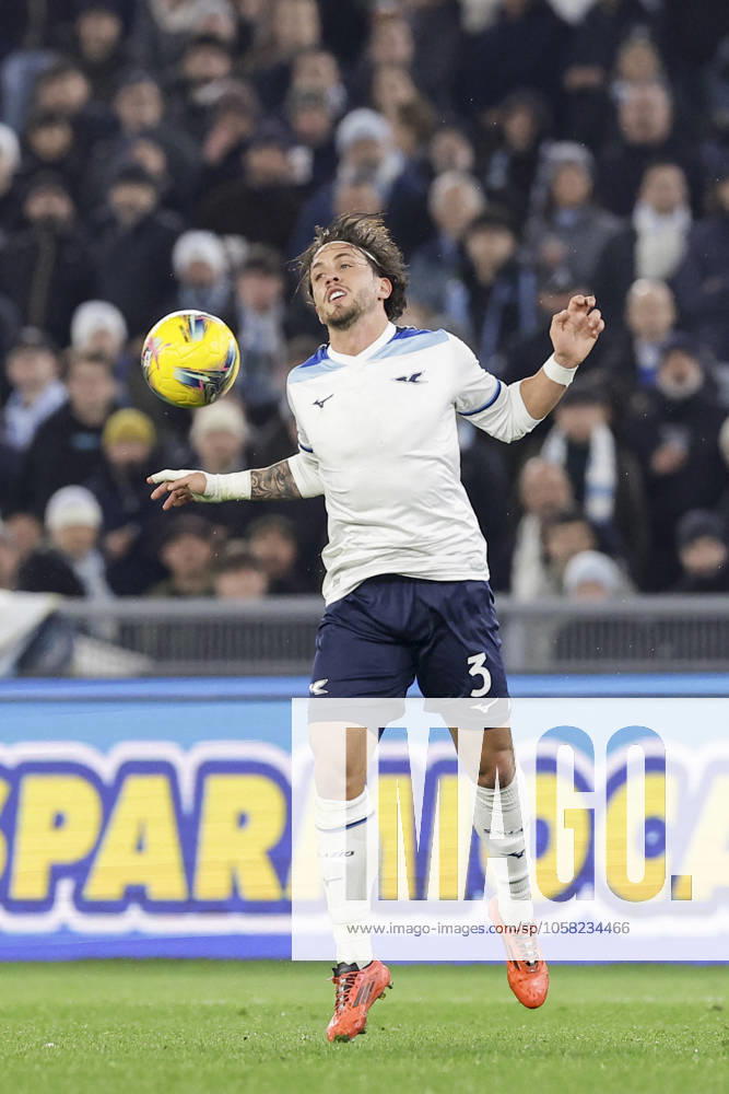 CALCIO - Serie A - SS Lazio vs ACF Fiorentina Lazio s Italian defender Luca Pellegrini controls the ball during the Serie A football match SS Lazio vs Fiorentina at Olimpico Stadium on January 26, 2025, in Rome. Rome Italy