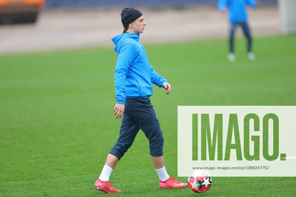 RB Leipzig Training Champions League Leipzig, 28 01 2025, RBL Training Center, UEFA Champions League, RB LEIPZIG Final training before tomorrows match at Sturm Graz , In the picture Viggo Gebel , For editorial use only Editorial use only ,