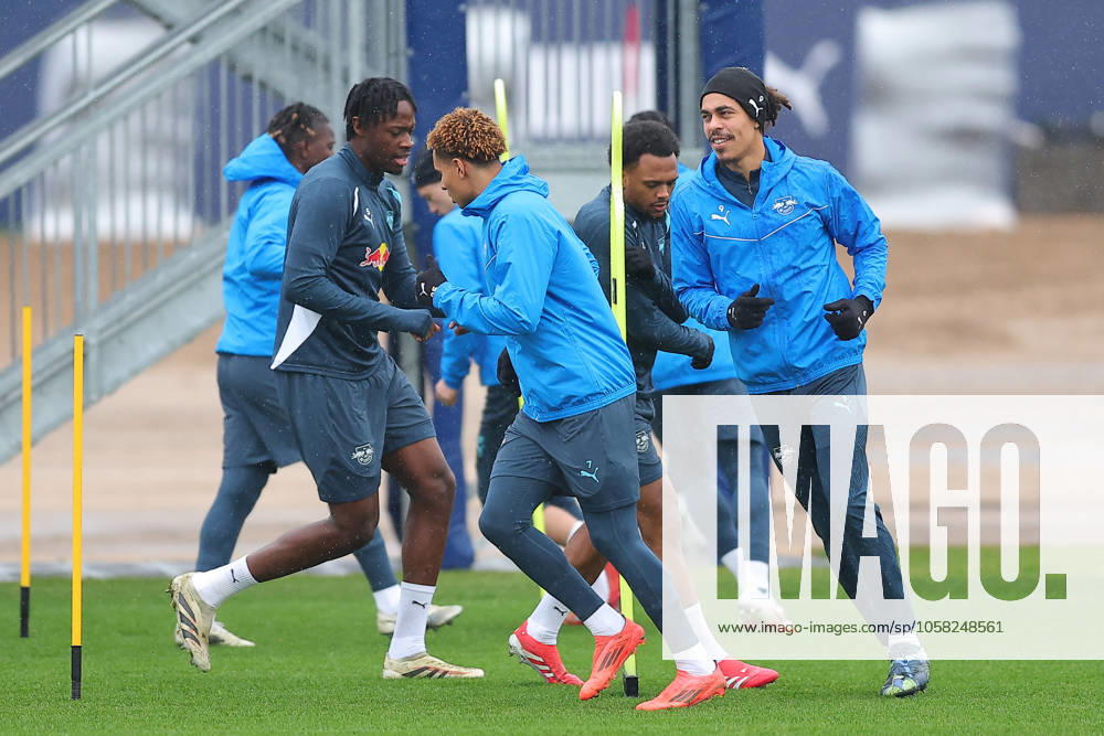 RB Leipzig Training Champions League Leipzig, 28 01 2025, RBL Training Center, UEFA Champions League, RB LEIPZIG Final training before tomorrows match at Sturm Graz , In the picture from l Antonio Nusa and Yussuf Yurary Poulsen , For editorial use only Editorial use only ,