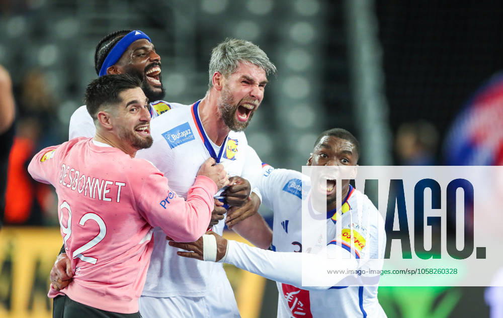 KW05 IHF Men Handball World Championship, WM, Weltmeisterschaft France v Egypt Players of France celebrate after the 2025 IHF Men s Handball World Championship Quarter-final match between France and Egypt at Arena Zagreb on January 28, 2025 in Zagreb, Croatia. SlavkoxMidzor PIXSELL