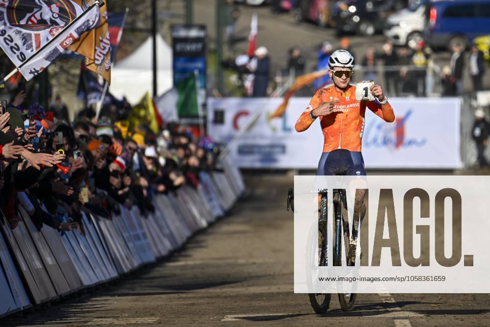 2025 UCI Cyclo-Cross WC - Men Under 23 LIEVIN, FRANCE - FEBRUARY 01 : Del Grosso Tibor (NED) celebrating his victory during the 2025 UCI Cyclo-Cross World Championships for Men Under 23 on February 01, 2025 in Lievin, France, 01 02 2025 Lievin France