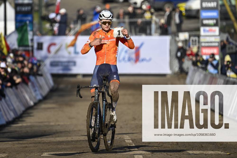 2025 UCI Cyclo-Cross WC - Men Under 23 LIEVIN, FRANCE - FEBRUARY 01 : Del Grosso Tibor (NED) celebrating his victory during the 2025 UCI Cyclo-Cross World Championships for Men Under 23 on February 01, 2025 in Lievin, France, 01 02 2025 Lievin France