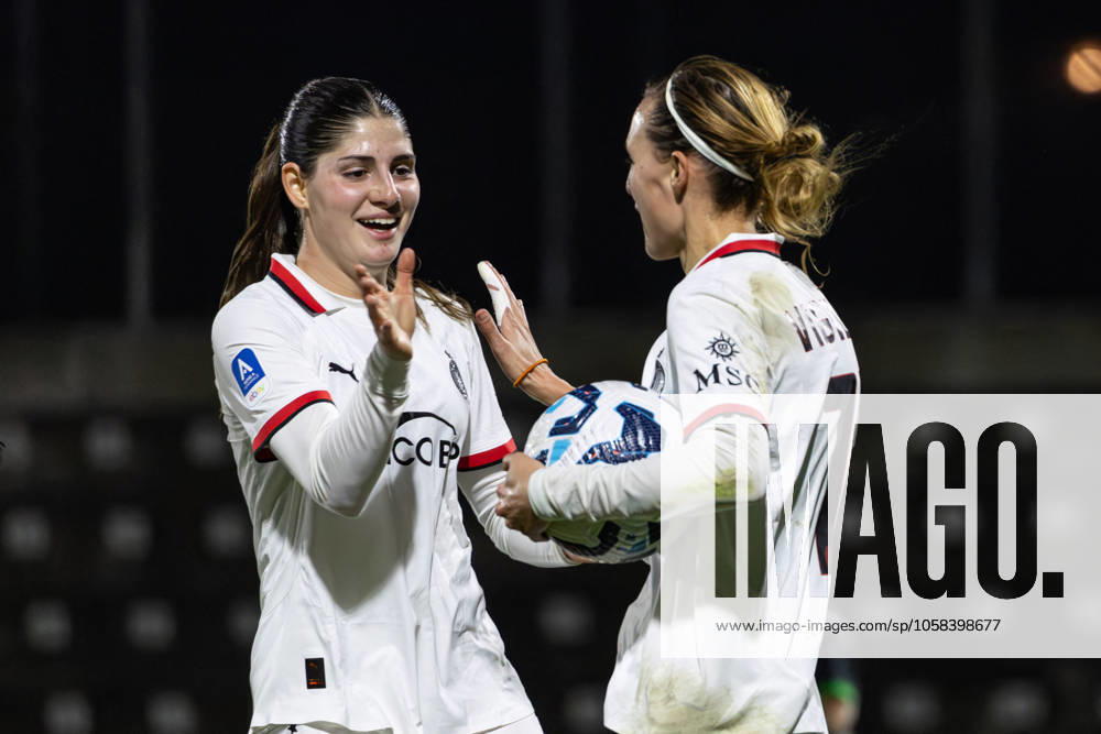 CALCIO - Serie A Femminile - US Sassuolo vs AC Milan Valery Vigilucci of Milan Women and Valery Vigilucci of Milan Women celebrates the goal during the Serie A Femminile match between Sassuolo Women and Milan Women at Stadio Enzo Ricci Sassuolo on January 2, 2025 in Sassuolo, Italy. Sassuolo Italy
