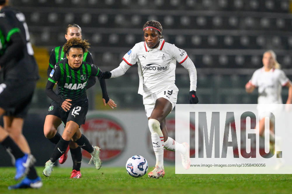 CALCIO - Serie A Femminile - US Sassuolo vs AC Milan Evelyn Ijeh ( AC Milan ) Kassandra Missipo ( U.S. Sassuolo Calcio ) during US Sassuolo vs AC Milan, Italian football Serie A Women match in Sassuolo, Italy, February 01 2025 Sassuolo Italy