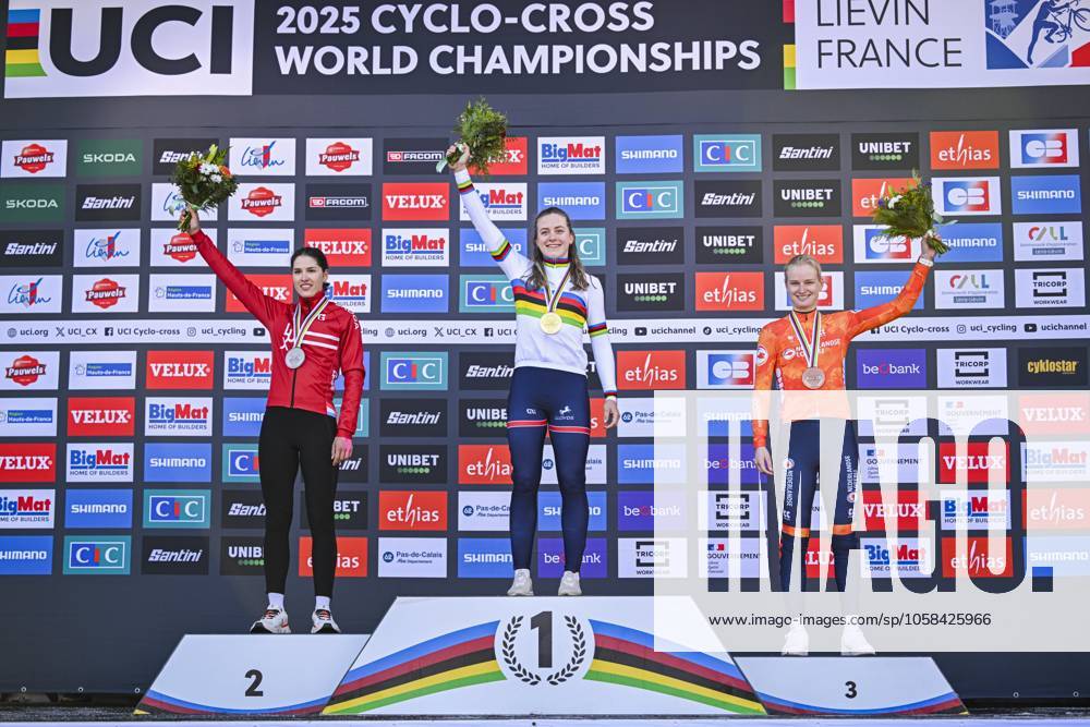 2025 UCI Cyclo-Cross WC - Women Under 23 LIEVIN, FRANCE - FEBRUARY 02 : Schreiber Marie (LUX) , Bentveld Leonie (NED) , Backstedt Zoe (GBR) on the podium during the 2025 UCI Cyclo-Cross World Championships for Women Under 23 on February 02, 2025 in Lievin, France, 02 02 2025 Lievin France