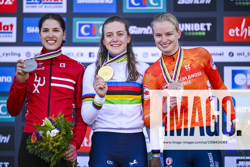 2025 UCI Cyclo-Cross WC - Women Under 23 LIEVIN, FRANCE - FEBRUARY 02 : Backstedt Zoe (GBR) , Schreiber Marie (LUX) , Bentveld Leonie (NED) on the podium during the 2025 UCI Cyclo-Cross World Championships for Women Under 23 on February 02, 2025 in Lievin, France, 02 02 2025 Lievin France