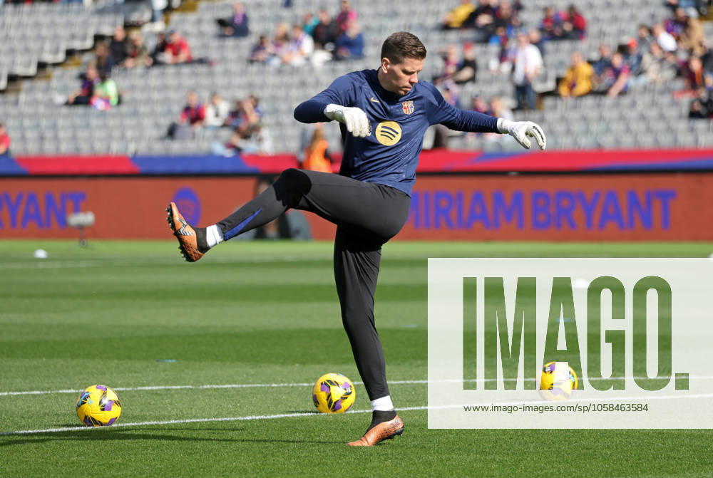 FC Barcelona, Barca v Deportivo Alaves - La Liga EA Sports Wojciech Szczesny plays during the match between FC Barcelona and Deportivo Alaves, corresponding to week 22 of LaLiga EA Sports, at the Lluis Companys Stadium in Barcelona, Spain, on February 2, 2025. Barcelona Barcelona Spain