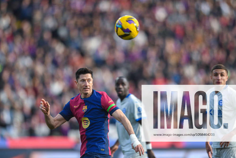 FC Barcelona, Barca v DEPORTIVO ALAVES. OLIMPIC STADIUM LLUIS COMPANYS. MONTJUIC,BARCELONA. February 2,2025 FC BARCELONA vs DEPORTIVO ALAVES. February 2, 2025 Robert Lewandowski (9) of FC Barcelona during the match between FC Barcelona and Deportivo Alaves corresponding to the twenty two day of La Liga EA Sports at Olimpic Stadium Lluis Companys of Montjuic in Barcelona, Spain. Barcelona ESP