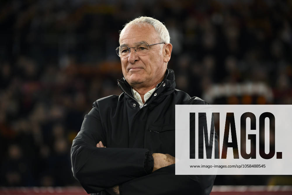 Claudio Ranieri, head coach of AS Roma, looks on during the Serie A football match between AS Roma and SSC Napoli at Olimpico stadium in Rome (Italy), February 2, 2025. AndreaxStaccioli