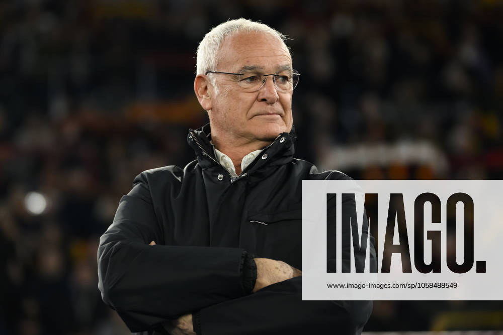 Claudio Ranieri, head coach of AS Roma, looks on during the Serie A football match between AS Roma and SSC Napoli at Olimpico stadium in Rome (Italy), February 2, 2025. AndreaxStaccioli