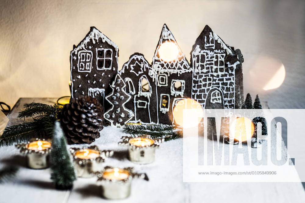 Christmas gingerbread houses SBDF04359