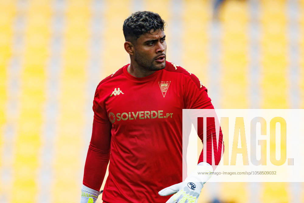 Kevin Chamorro seen during Liga Portugal game between teams of GD Estoril Praia and Vitoria SC at Estadio Antonio Coimbra da Mota (Maciej Rogowski) Estoril Estadio Antonio Coimbra da Mota Portugal