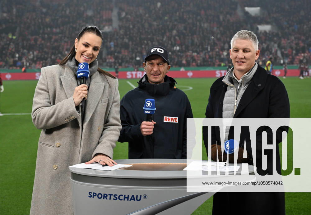 Esther Sedlaczek ARD Sportschau Moderator , Coach Gerhard Struber 1 FC Koeln , Bastian Schweinsteiger ARD Sportschau Expert , v li 05 02 2025, Soccer DFB Pokal 2024 25, Quarterfinal Bayer 04 Leverkusen 1 FC Köln 3 2 n V Leverkusen BayArena Nordrhein Westfalen Germany Team2