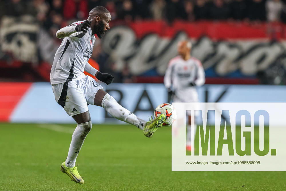 Soccer UEFA Europa League Matchday 8 FC Twente Enschede Besiktas JK on 30 01 2025 at Arena De Grolsch Veste in Enschede Arthur Masuaku Istanbul