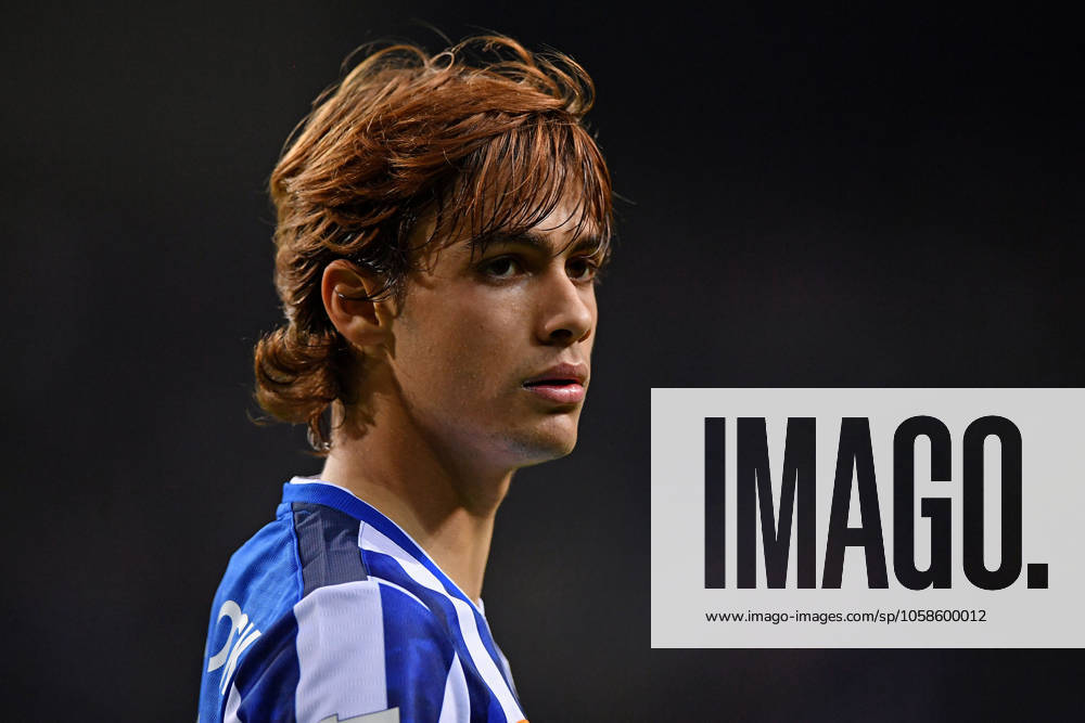 7th February 2025: Dragao Stadium, Porto, Portugal: Primeira Liga Football, FC Porto versus Sporting: Rodrigo Mora of FC Porto during the match between Fc Porto and Sporting for the Primeira Liga 2024 2025 ActionPlus12747940 DanielxCastro Content restricted for UK based newspaper
