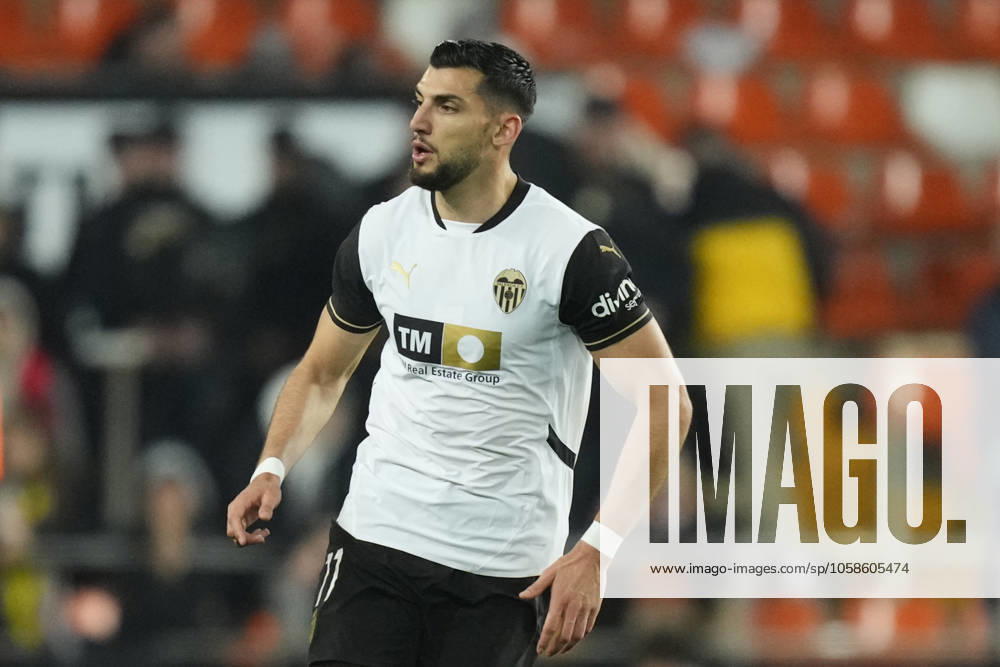 Valencia CF v FC Barcelona, Barca - Copa del Rey Rafa Mir centre-forward of Valencia and Spain during the Copa del Rey Quarter Final match between Valencia CF and FC Barcelona at Estadio Mestalla on February 6, 2025 in Valencia, Spain Valencia Spain
