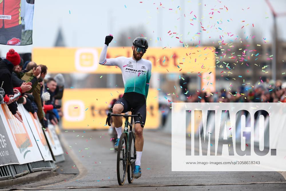 Dutch Joris Nieuwenhuis celebrates as he crosses the finish line to win the men elite race of the Noordzeecross cyclocross cycling event in Middelkerke, the eighth and last race of the Superprestige competition on Saturday 08 February 2025. DAVIDxPINTENS x111990276x