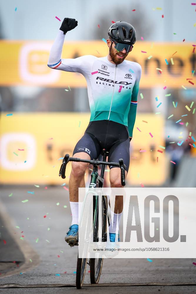 Dutch Joris Nieuwenhuis celebrates as he crosses the finish line to win the men elite race of the Noordzeecross cyclocross cycling event in Middelkerke, the eighth and last race of the Superprestige competition on Saturday 08 February 2025. DAVIDxPINTENS x111993579x