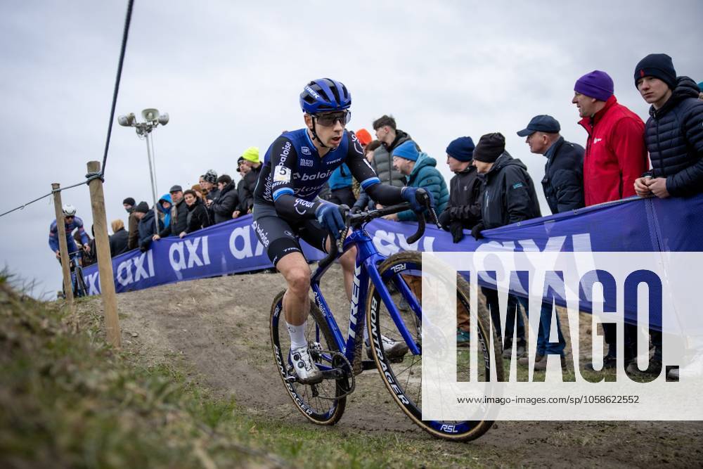 Dutch Lars Van Der Haar pictured in action during the men elite race of the Noordzeecross cyclocross cycling event in Middelkerke, the eighth and last race of the Superprestige competition on Saturday 08 February 2025. DAVIDxPINTENS x111995914x