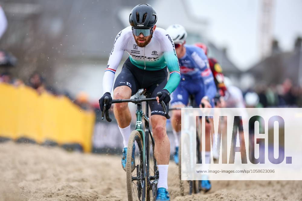 Dutch Joris Nieuwenhuis pictured in action during the men elite race of the Noordzeecross cyclocross cycling event in Middelkerke, the eighth and last race of the Superprestige competition on Saturday 08 February 2025. DAVIDxPINTENS x111996489x