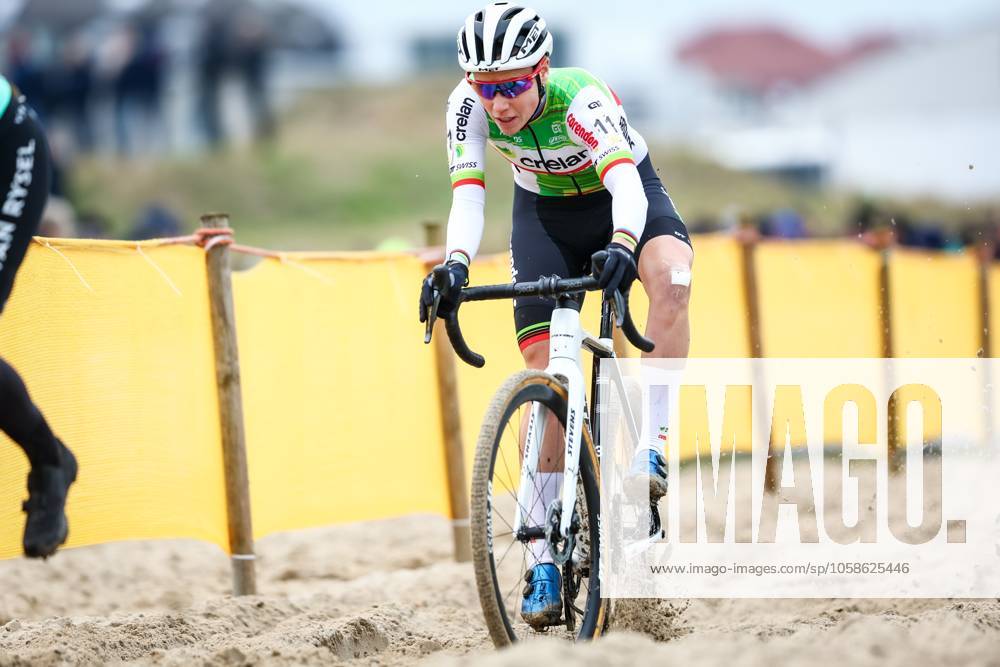 Belgian Sanne Cant pictured in action during the women elite race of the Noordzeecross cyclocross cycling event in Middelkerke, the eighth and last race of the Superprestige competition on Saturday 08 February 2025. DAVIDxPINTENS x111998718x