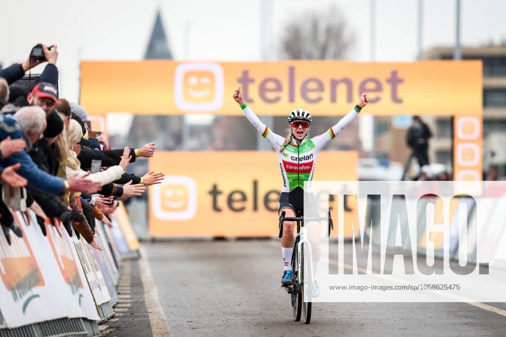 Dutch Inge van der Heijden celebrates as she crosses the finish line to win the women elite race of the Noordzeecross cyclocross cycling event in Middelkerke, the eighth and last race of the Superprestige competition on Saturday 08 February 2025. DAVIDxPINTENS x111998936x