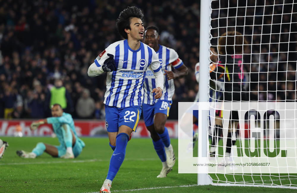 Brighton and Hove, England, 8th February 2025. Kaoru Mitoma of Brighton and Hove Albion celebrates after scoring to make it 2-1 during the FA Cup match at the AMEX Stadium, Brighton and Hove. Picture credit should read: Paul Terry Sportimage . SPI_032_PT_Brighton_Chelsea SPI-3665-0033