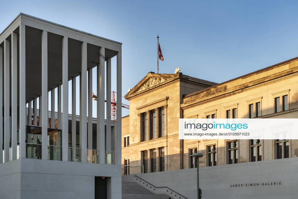 Pergamonmuseum, James Simon Galerie, architect David Chipperfield, entrance to the Pergamonmuseum, Museum Island, Berlin Pergamonmuseum, James Simon Galerie, architect David Chipperfield, new visitor centre at Kupfergraben, entrance to the Pergamonmuseum, Museum Island, Berlin