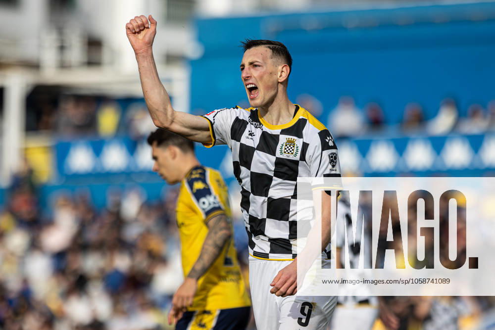 Liga Portugal Betclic match, Estoril Praia Vs Boavista FC in Cascais, Portugal - 9 Feb 2025 Robert Bozenik of Boavista FC celebrates a score during the Liga Portugal Betclic match between Estoril Praia Futebol SAD and Boavista FC at Estadio Antonio Coimbra da Mota. Final score: Estoril Praia Futebol SAD 2 - 1 Boavista FC Cascais Portugal