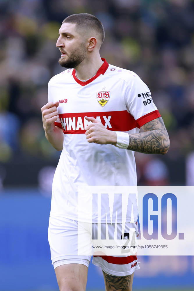 CHABOT Julian Team VfB Stuttgart DFL Bundesliga Season 2024 2025 BL Match Borussia Dortmund VfB Stuttgart 1 2 on 08 02 2025 in Dortmund DFL REGULATIONS PROHIBIT ANY USE OF PHOTOGRAPHS as IMAGE SEQUENCES and or QUASI VIDEO