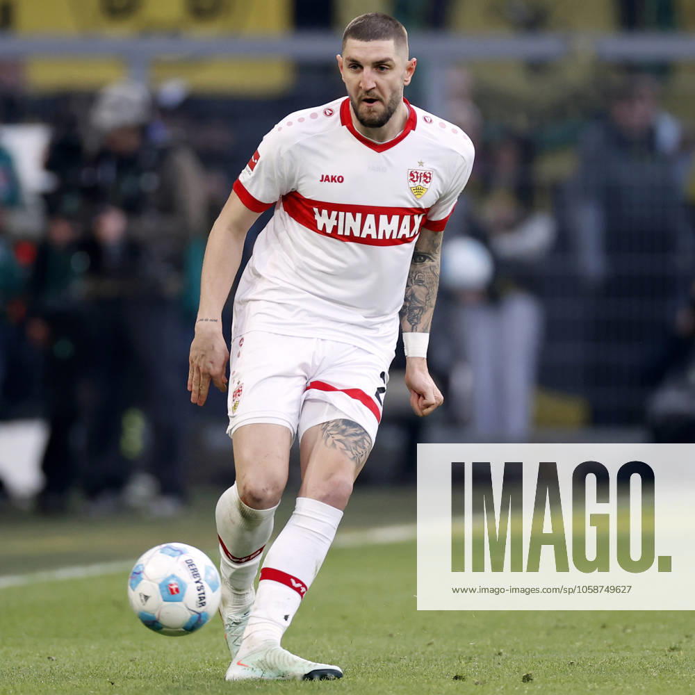 CHABOT Julian Team VfB Stuttgart DFL Bundesliga Season 2024 2025 BL Match Borussia Dortmund VfB Stuttgart 1 2 on 08 02 2025 in Dortmund DFL REGULATIONS PROHIBIT ANY USE OF PHOTOGRAPHS as IMAGE SEQUENCES and or QUASI VIDEO