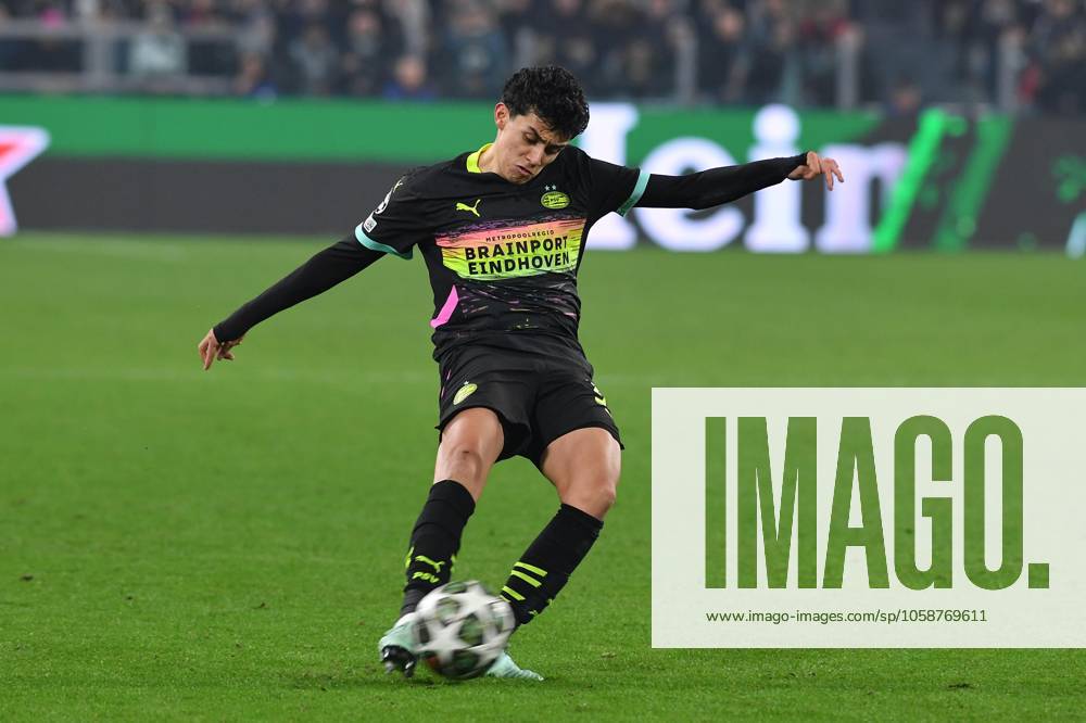Foto IPP Massimo Rana Torino 11-02-2025 Calcio Champions League 2024 2025 playoff partita di andata Juventus-Psv Eindhoven 2-1 nella foto richard ledezma Italy Photo Press - World Copyright italy ITALY