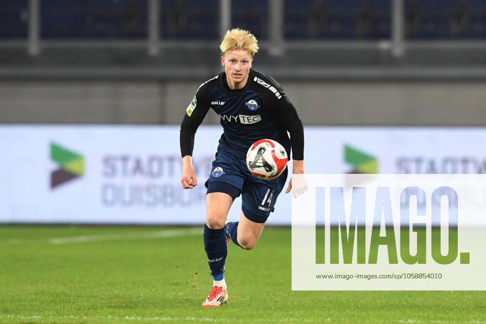 Anton Baeuerle SC Paderborn 07 U23 GER, MSV Duisburg vs SC Paderborn 07 U23, Football, Regionalliga West, Matchday 22, Season 2024 2025, 14 02 2025 DFL DFB REGULATIONS PROHIBIT ANY USE OF PHOTOGRAPHS AS IMAGE SEQUENCES AND OR QUASI VIDEO GER, MSV Duisburg vs SC Paderborn 07 U23, Football, Regionalliga West, Matchday 22, Season 2024 2025, 14 02 2025 Duisburg