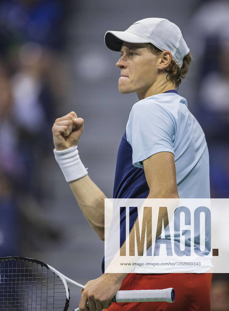 Jannik Sinner accepts a three-month anti-doping ban. FILE PHOTO: Jannik Sinner reacts after a point during his match against Carlos Alcaraz on Day 10 of the 2022 US Open at USTA Billie Jean King National Tennis Center on Wednesday September 7, 2022 in the Flushing neighborhood of the Queens borough of New York City. JAVIER ROJAS PI Flushing Meadows USA - ZUMAp124 20250216_zaa_p124_002
