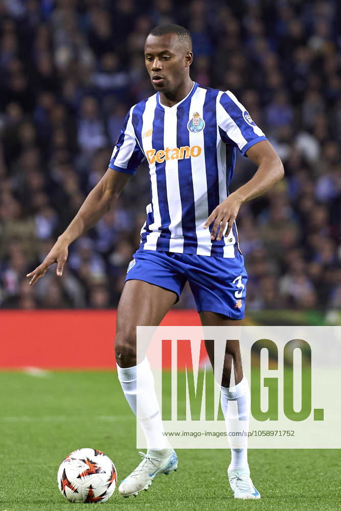 FC Porto v AS Roma - UEFA Europa League 2024 25 League Knockout Play-off First Leg Tiago Djalo of FC Porto is in action during the UEFA Europa League Knockout phase play-offs 1st leg match between FC Porto and AS Roma at Estadio Do Dragao in Porto, Portugal, on February 13, 2025. UEFA Europa League Knockout phase play-offs1st leg match between FC porto and AS Roma at Estadio Do Dragao in Porto, Portugal, o Porto Portugal