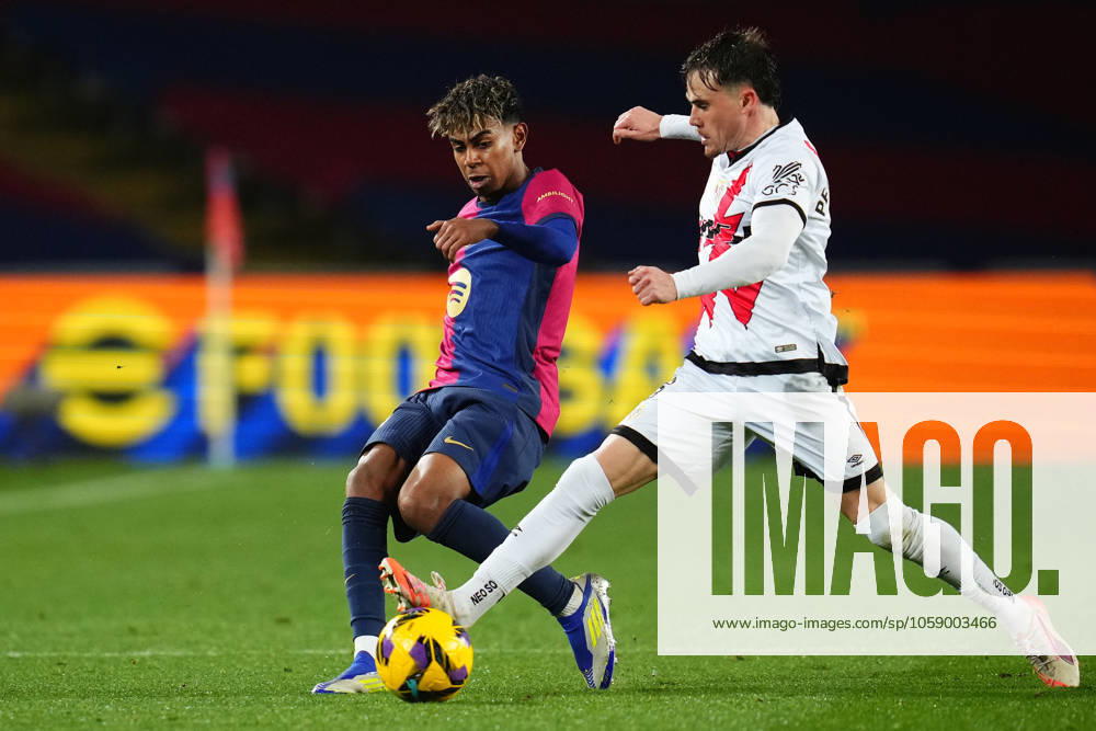 FC Barcelona, Barca Rayo Vallecano. La Liga EA Sports match. Date 24 Lamine Yamal of FC Barcelona and Pep Chavarria of Rayo Vallecano during the La Liga EA Sports match between FC Barcelona and Rayo Vallecano played at Lluis Companys Stadium on February 17, 2025 in Barcelona, Spain. kpng