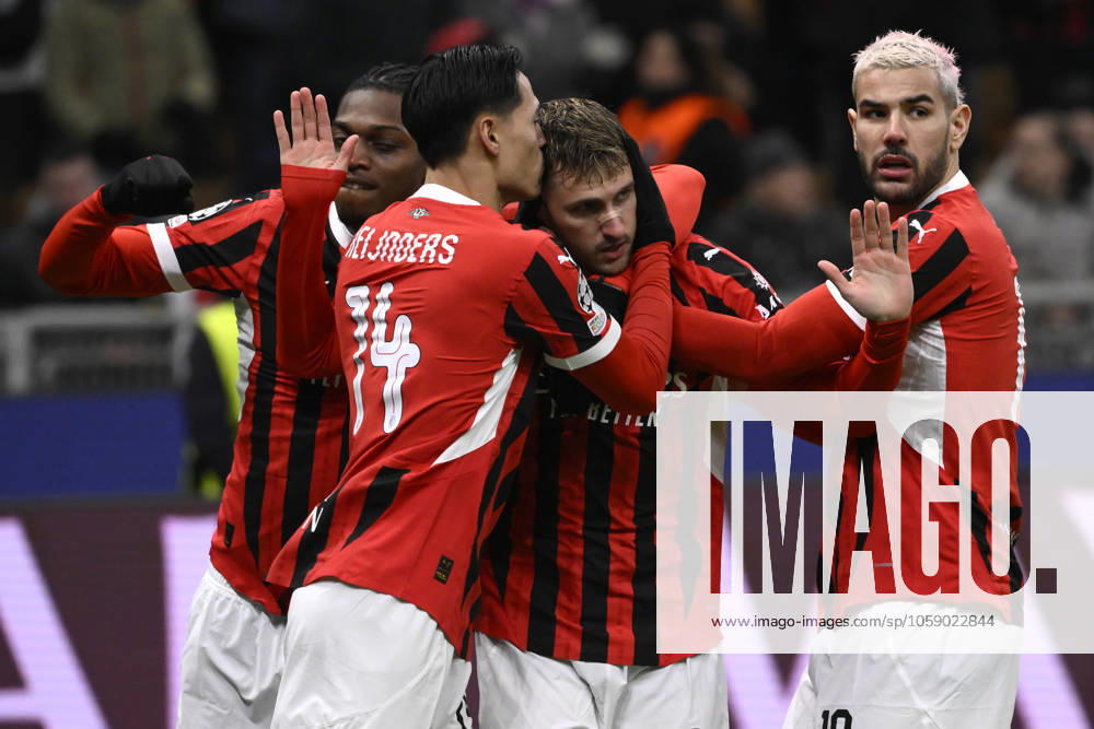 Santiago Gimenez of AC Milan celebrates with teammates after scoring the goal of 1-0 during the UEFA Champions League 2024 2025 football match between AC Milan and Feyenoord at San Siro stadium in Milano (Italy), February 18, 2025. AndreaxStaccioli