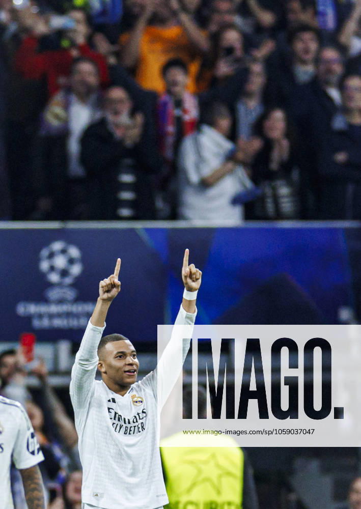 Real Madrid CF vs Manchester City - UEFA Champions League - 19 02 2025 Kylian Mbappe of Real Madrid CF celebrates his goal during the UEFA Champions League match between Real Madrid CF and Manchester City at Estadio Santiago Bernabeu on February 19, 2025 in Madrid, Spain. Madrid Spain Madrid Spain